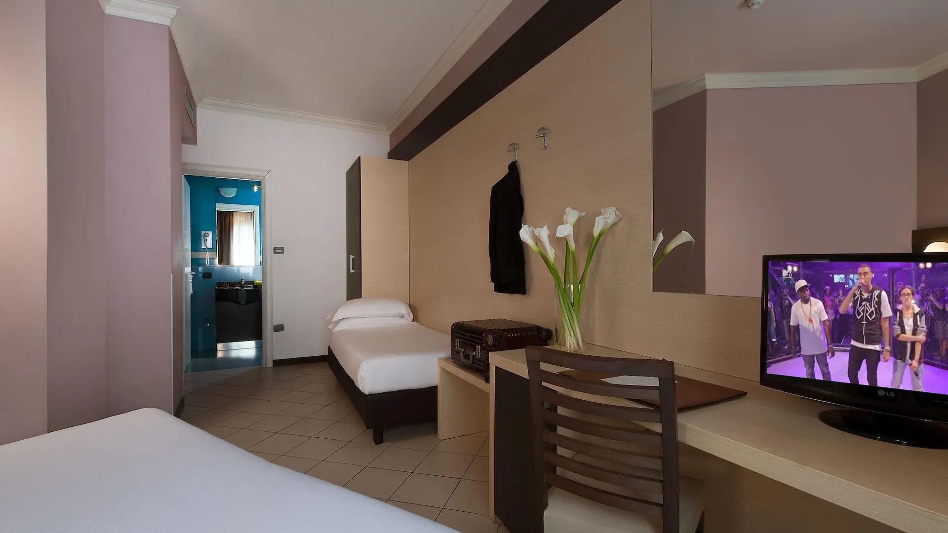 Cdh Hotel לה ספציה