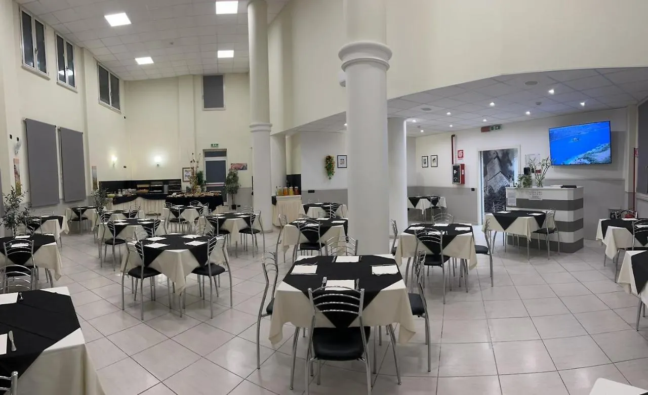 Cdh Hotel לה ספציה