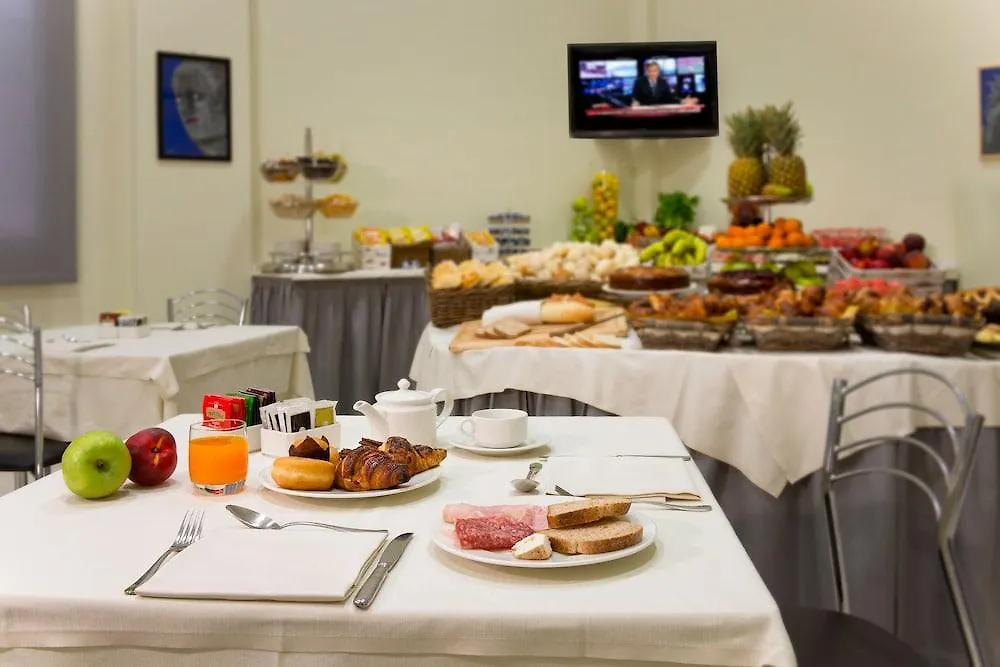 Cdh Hotel לה ספציה 4*,
